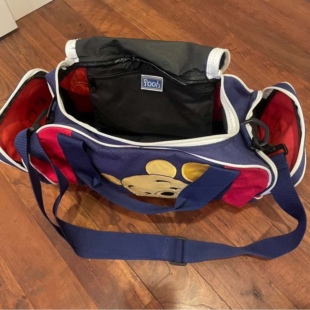 Disney- Vintage Pooh Weekend Duffel Bag - Picture 4 of 12